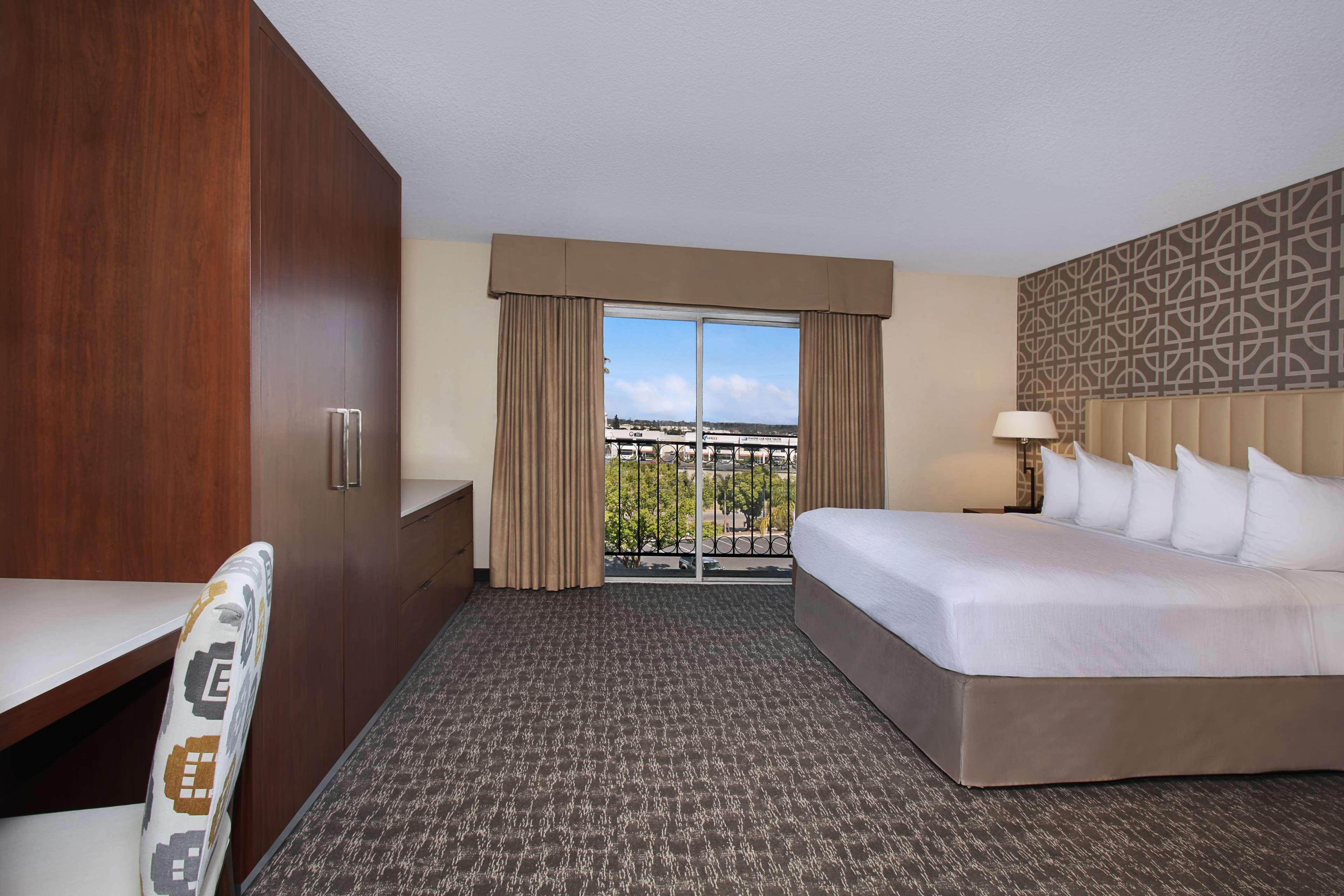 Embassy Suites By Hilton Anaheim North מראה חיצוני תמונה