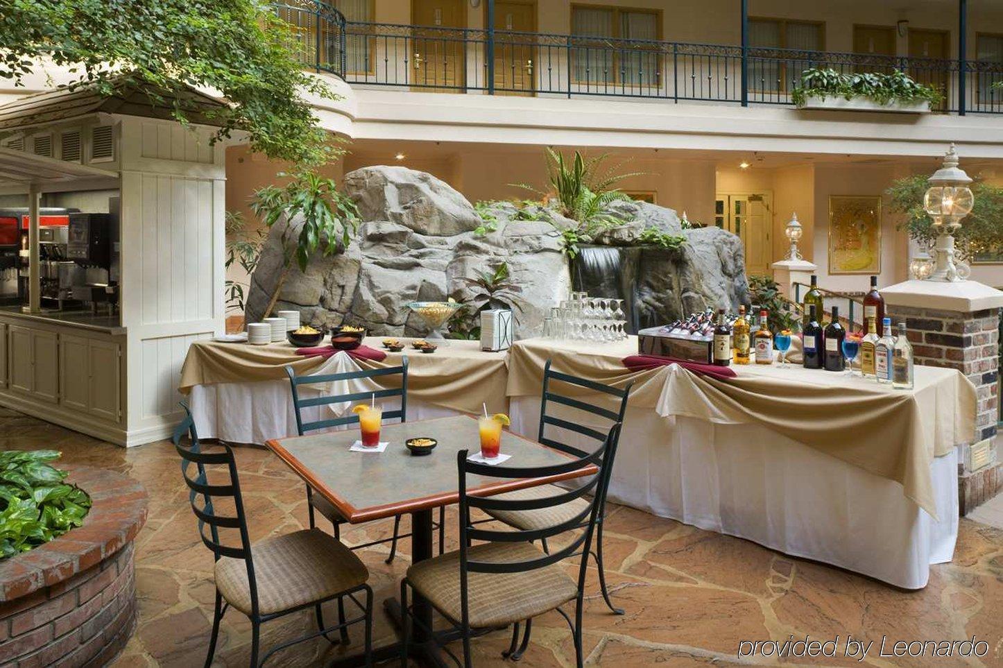 Embassy Suites By Hilton Anaheim North מסעדה תמונה